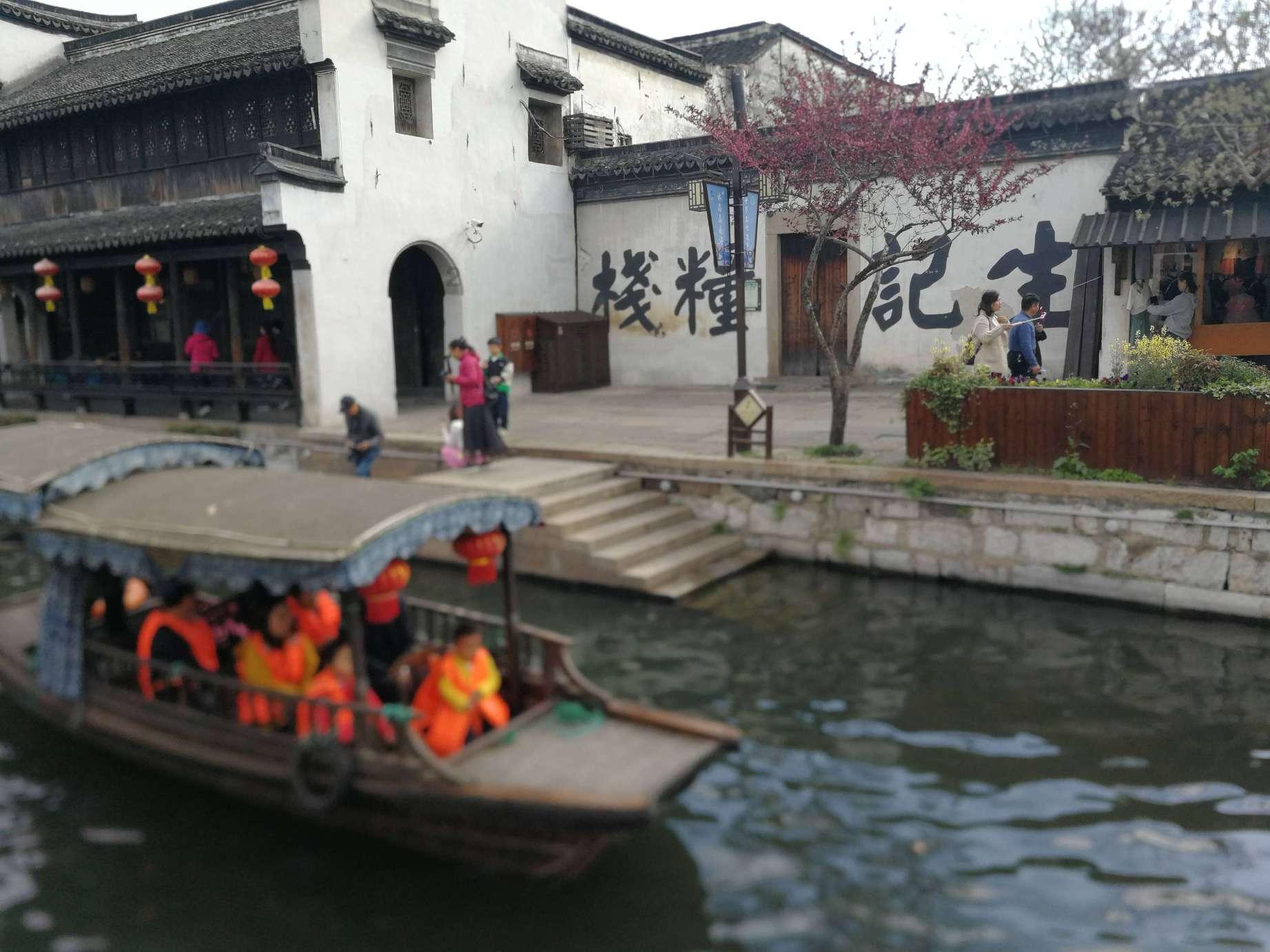 今日重阳节:重阳节有什么来历和习俗?敬老爱老其实历史并不太长-专业有问必答平台